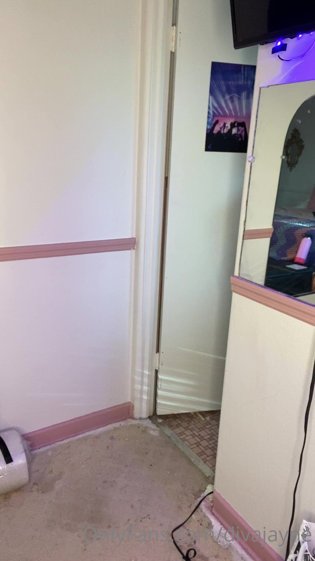 Jayne Rivera aka Babyjayne onlyfans hot chicks pose naked