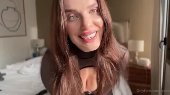 reislin onlyfans busty on webcam onlyfans