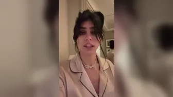 mia khalifa onlyfans public show onlyfans