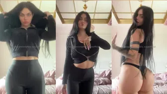 Zusje Onlyfans babes teases