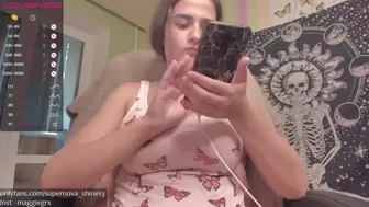 danikanappi сочная вульва хочет реального члена